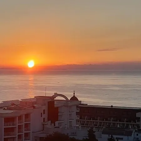 Ivtour In Yalta Complex 아파트 골든샌드