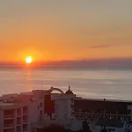 Ivtour In Yalta Complex Apartment Golden Sands