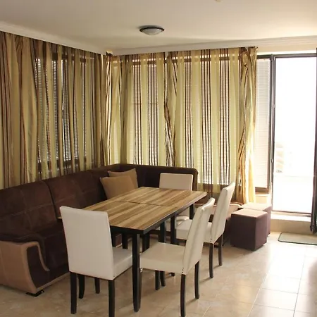 Apartment Ivtour In Yalta Complex Golden Sands
