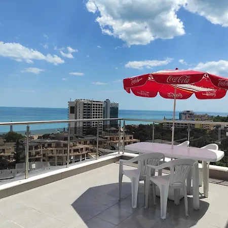 Ivtour In Yalta Complex Apartment Golden Sands