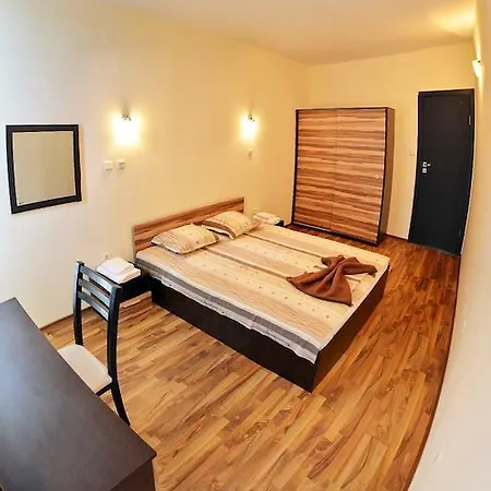 Ivtour In Yalta Complex Apartment