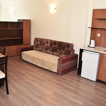 Ivtour In Yalta Complex Apartment *